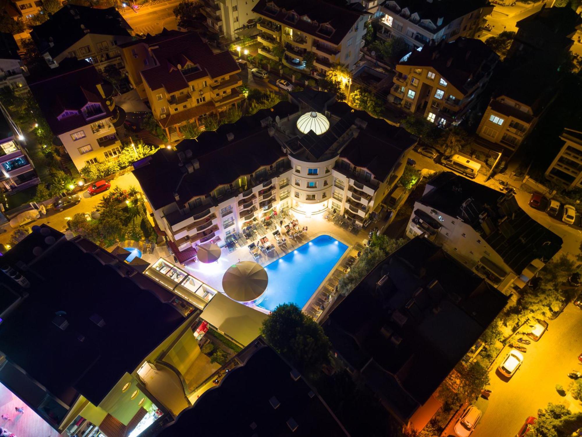 Club Karakas Apart Otel Marmaris Bagian luar foto